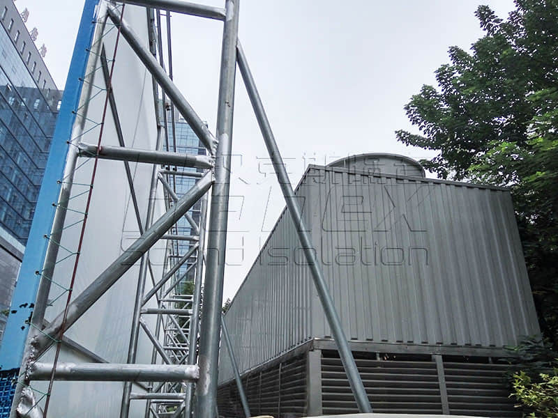 商業(yè)屋面裙樓中央空調(diào)冷卻塔降噪方案！降噪？減振誰(shuí)為主？